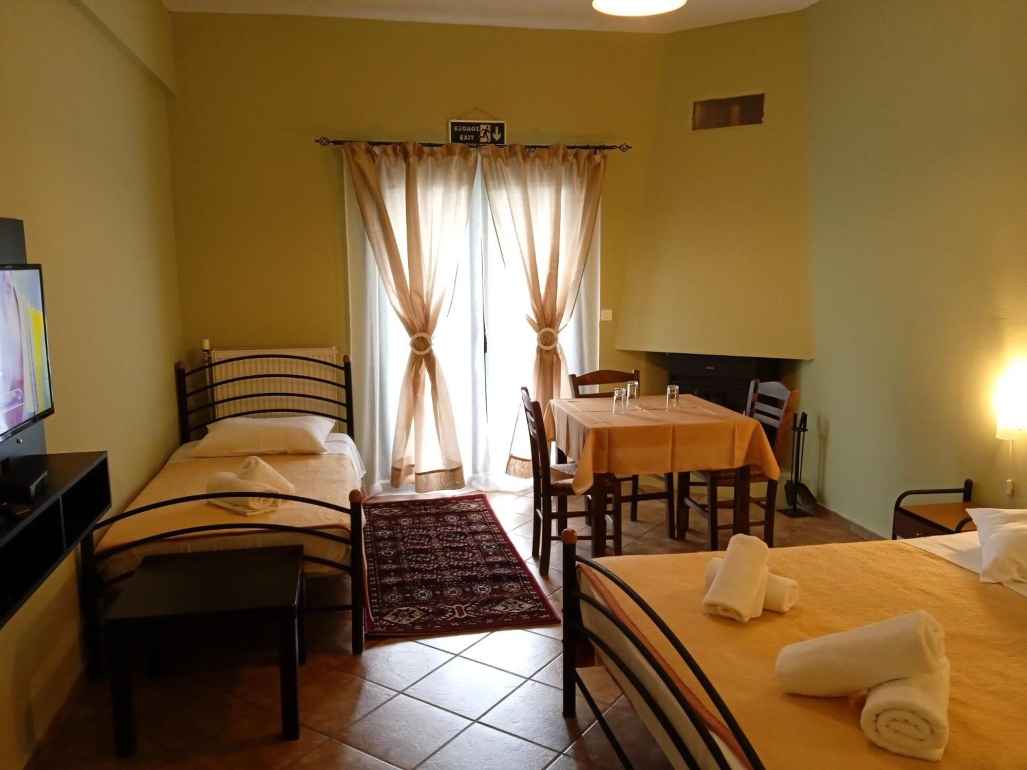 Guesthouse Eleftherios Kalawrita Zewnętrze zdjęcie