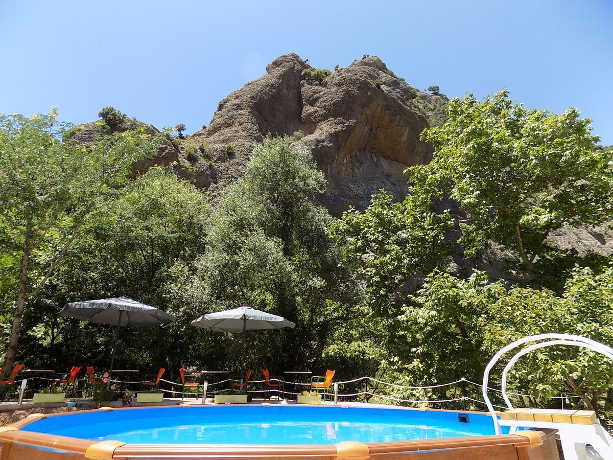 Guesthouse Eleftherios Kalawrita Zewnętrze zdjęcie